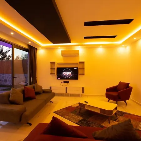 Lila Villa