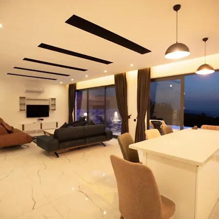 Lila Villa Kas